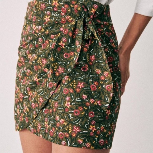 Sezane Dresses & Skirts - Sezane skirt Pacome Khaki Flower Size 34